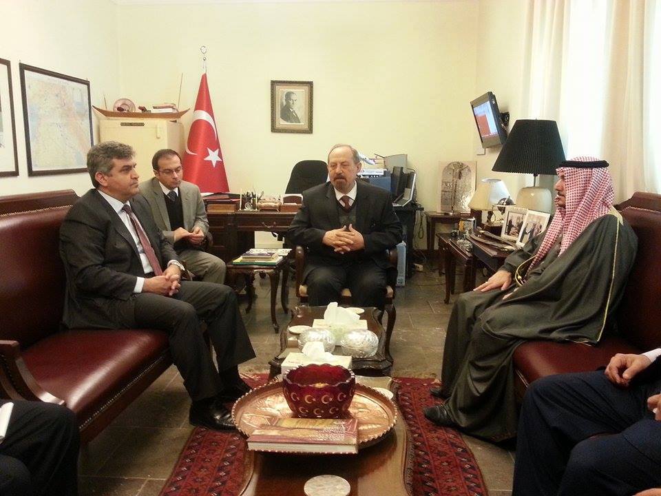 معالي رئيس الديوان يزور السفير التركي (1)