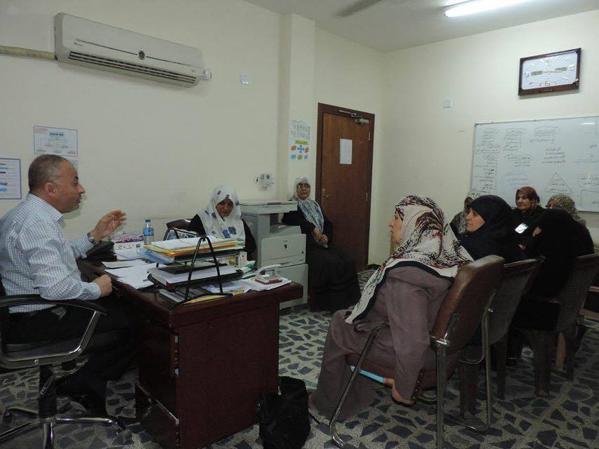 أوقاف بغداد الكرخ تعقد اجتماعاً لمرشدات جوامع السيدية واليرموك (1)