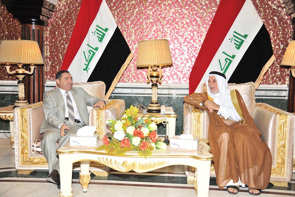 رئيس الديوان يستقبل وفدا من الجامعة العراقيةً (3)