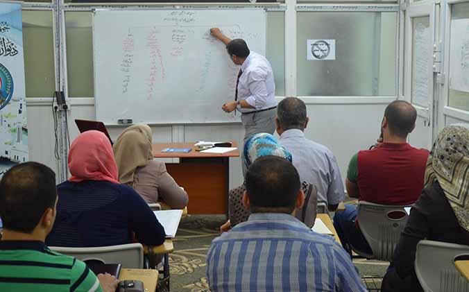 قسم التدريب والتطوير يقيم دورة تدريبية بعنوان تحرير الكتب والمخاطبات الرسمية  (1)