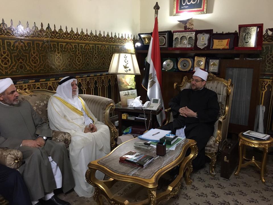 الدكتور الهميم يبحث مع وزير الاوقاف المصرية توحيد الرؤى لمحاربة الارهاب (1)