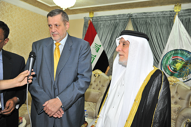 رئيس ديوان الوقف السني يستقبل ممثل اﻻمم المتحدة في العراق (5)