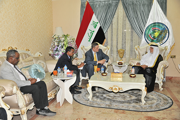 رئيس ديوان الوقف السني يستقبل ممثل اﻻمم المتحدة في العراق (7)