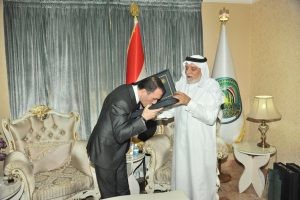 The president of Iraqi Sunni Endowment Dr.Abdul latif Al Hemyem looking with Turkish